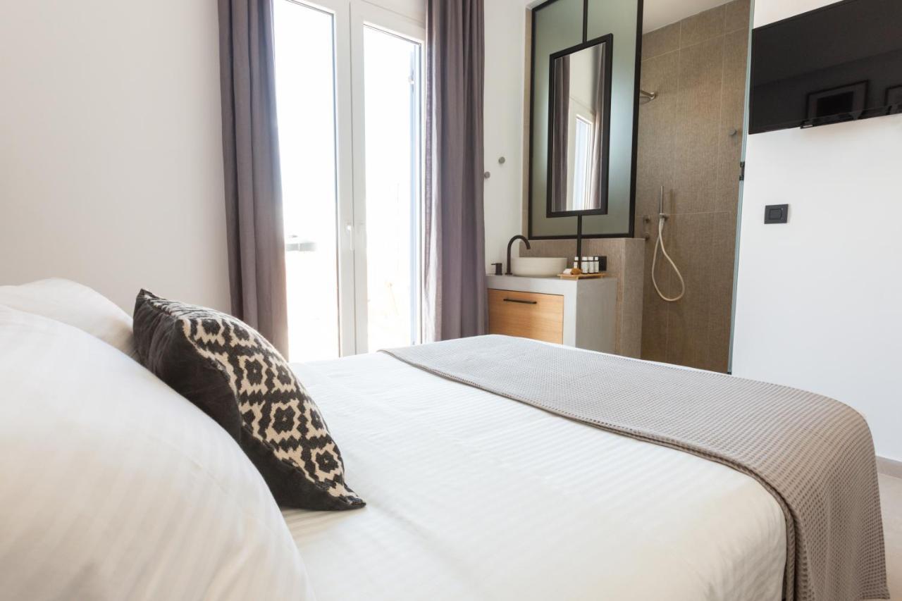 Eleana Hotel Tinos ภายนอก รูปภาพ