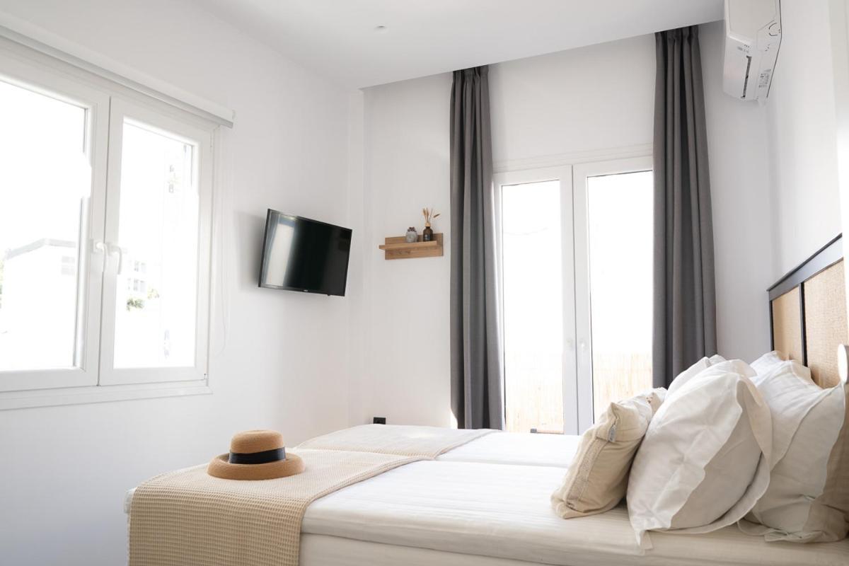 Eleana Hotel Tinos ภายนอก รูปภาพ